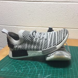 Adidas NMD R1 STLT PK Primeknit Boost Grey